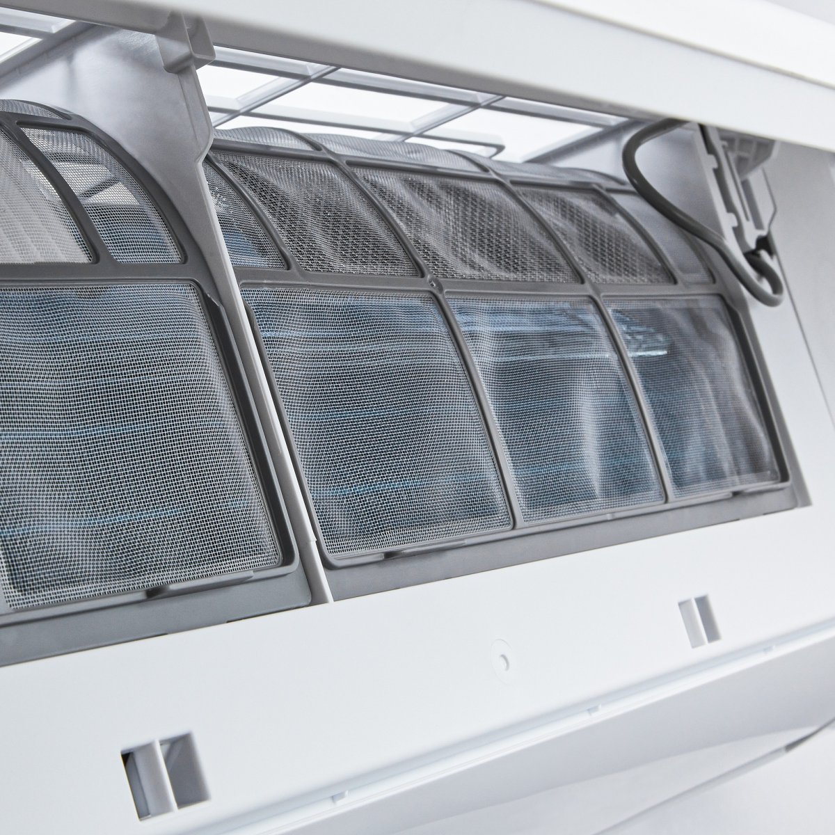 Сплит-система инверторная Electrolux Slide DC EACS/I-09HSL/N8 комплект — изображение 7